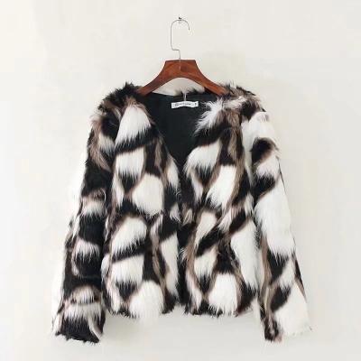 China Women Breathable Luxury Winter Faux Fur Short Coat Jacket Warm Black And White Short Fluffy Parka for sale