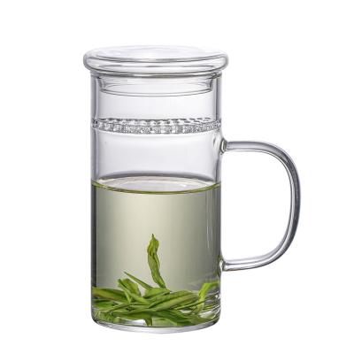 China Modern Manufacturer Wholesale Glass Crescent Green Tea Mug Cup With Filter Heat Resistant Glass Mug for sale