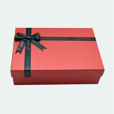 China Recycled Materials Hot Selling red solid set gift nylon bakery packaging customized ribbon hardcover bow box with decoration for sale