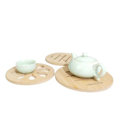 China High Quality Viable Mat For Drinks Custom Made Cup Mat Thick Bamboo Tea Coaster Beech Wood Heat Insulation Pad for sale