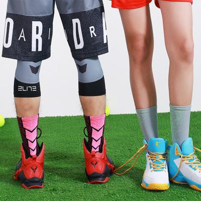 China Breathable Custom Calcetas Futbol Antideslizantes Logo Adult Anti Slip Basketball Soccer Socks Men's Anti Grip Cotton Crew Sports Socks for sale