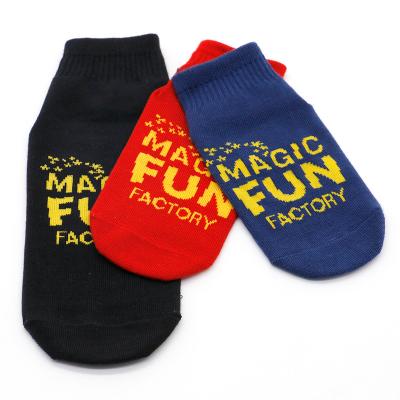 China Breathable Factory Wholesales Full Polyester Low Cut Trampoline Socks With Strong PVC Grips for sale