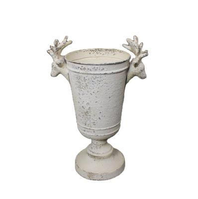 China Creative Retro Old Europe Metal Wrought Iron Craft White Deer Head Creative Modeling Flower Pot for sale