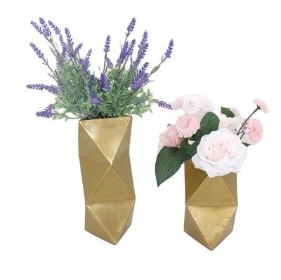 China Wedding Decorative Gold Metal Flower Vase For Wedding And Home Decoration for sale