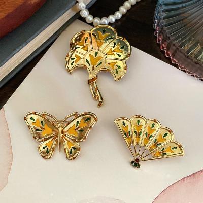 China Factory Price Drop Classic Environmentally Friendly Luster Enamel Gold Plated Butterfly Brooch Pin For Women for sale