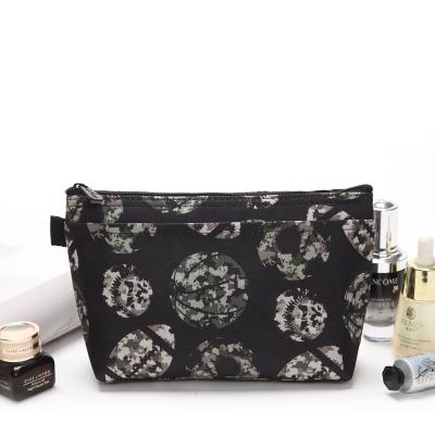 China Durable Factory Direct Sales Waterproof Makeup Cosmetic Bag Printed Makeup Bag Travel Toiletry Cosmetic Bag for sale