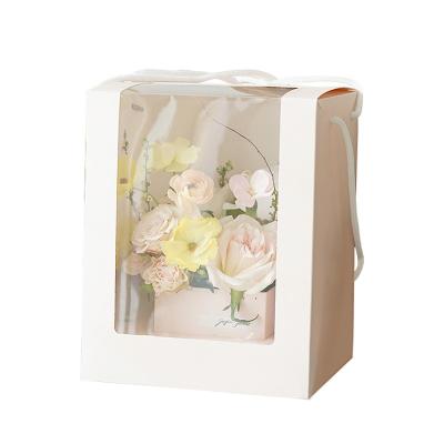 China Materials OEM Factory Wholesale Eco-Friendly Customizable Recycled Portable Clear Rose Flower Window Flower Box Bag Box Rope Handle for sale