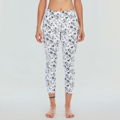 Chine Guêtres de Wicking d'humidité de pantalon de yoga d'ascenseur de pêche de Richee 280g avec des poches à vendre