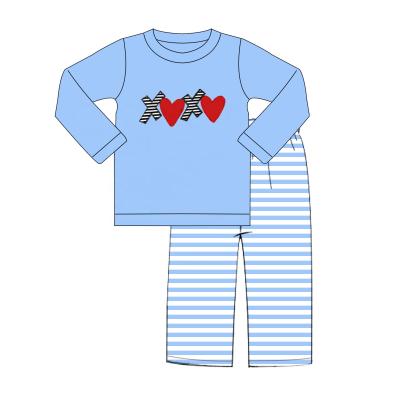 China Casual Custom Designs XOXO Applique Light Blue Toddler Boy Clothes Gingham Boy Boutique Outfits for sale