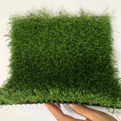 China Indoor Free Sample Cheap Plastic Artificial Grass Wall Landscaping Artificial Grass Turf for sale