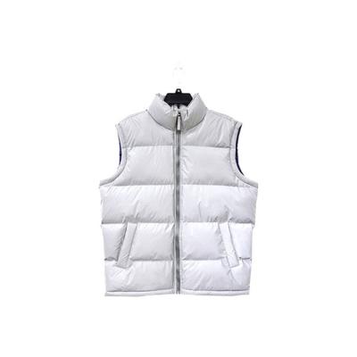 China Sustainable Custom Warm Lightweight Down Mens Striper Vest Padded Mens Striper Vest for sale