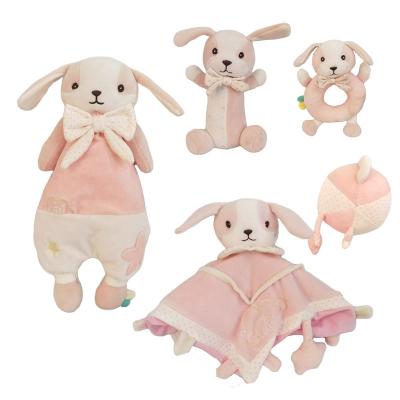 China Animal Shaped Newborn Baby Gift Sets Plush Rattle Comfort Doll Baby Toys for sale