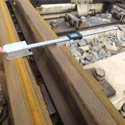 China Digital Rail Gauge Railway Gauge For Rail Assembly Opening Gauge Gauge for sale