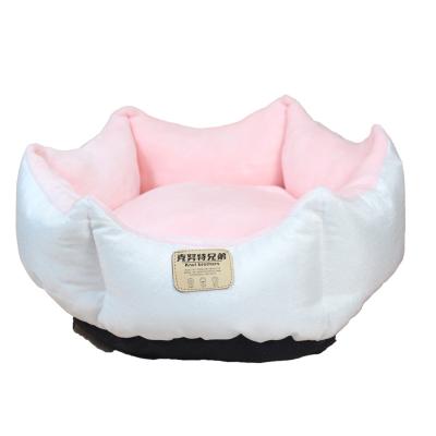 China Creative Dog Mats Warm Pet Bed Small Cat Bed Cat Bed Washable Plush Cotton Design Crown Pet for sale