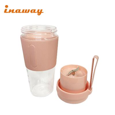 China Mini Portable Car Car Mounted Household USB Pink Juicer for sale