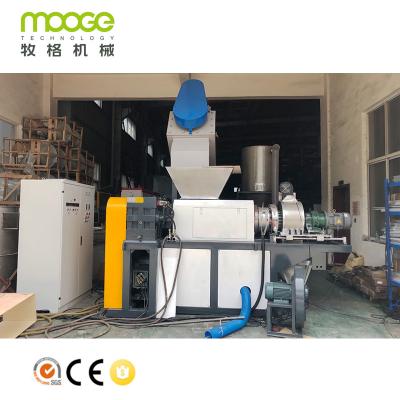 China Afvalgranulerende plastische pelletizerende machine Squeezing HDPE pelletizerende machine Te koop