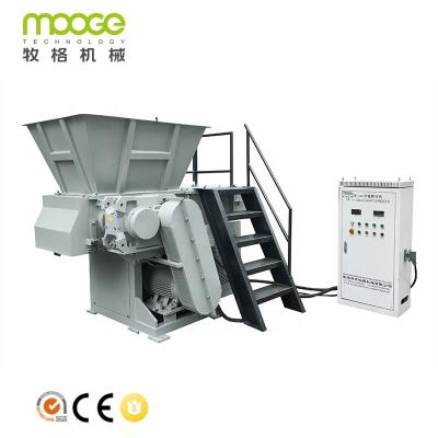 China Máquina de trituração de eixo único para materiais de matriz grandes e resíduos de blocos grandes Máquina de trituração durável de alta eficiência à venda