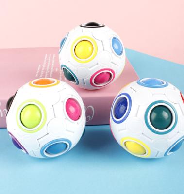 China 2021 New Educational Toy Rainbow Wisdom Balls Football Magic Cube Toys For Kids Adults Gifts Learning Maze for sale