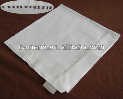 China Dobby Linen Hand Embroidered Openwork Hemmed Napkins for sale