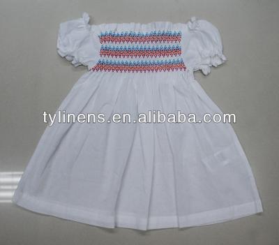 China Breathable Puffed Short Sleeve Cotton Girls Smocked Dresses for sale