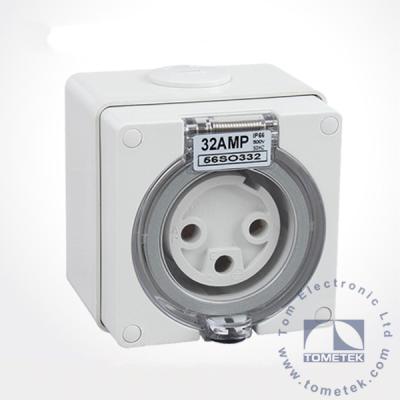 China IP66 250V 32A Industrial Waterproof Outdoor Industrial Electrical Outlet for sale