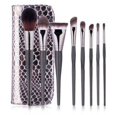 China 8Pcs Skin-friendly Professional Cosmetic Black Makeup Brushes Copper Tube Makeup Set Brush With Pouch Bag for sale