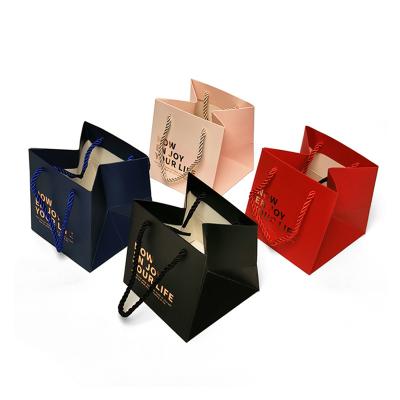 China Materials China Manufacturer Recycled Luxury Printed Christmas Gift Packaging Gift Box Gift Custom Shopping Paper Bag With Your Own Logo for sale