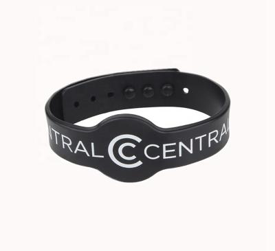 China Easy to wear / newest type / factory price waterproof silicone hf rfid ISO 15693 wristband for sale