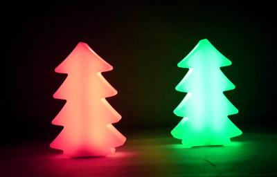 China Kerstboom het Verlichte Geleide Kerstmisverlichting van de Stemmingslamp Moderne Geleide 4GB Opvlammen Te koop