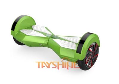 Chine la roue du vert deux de 10km/H Bluetooth tiennent le scooter électrique garantie de 1 an à vendre