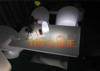 Chine Tables basses durables du contrôle LED de DMX, Tableaux blancs de barre de LED pour la fête d'anniversaire à vendre