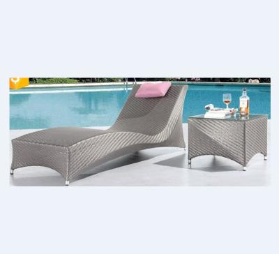 China Modern style used poolside fiberglass outdoor sun loungers resin wicker chaise lounger awrf6173 fiberglass outdoor sun loungers for sale