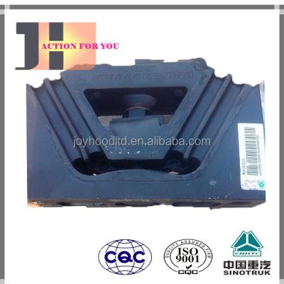 China Rubber Support Wg9100590031, Sinotruk Spare Parts Howo Truck Engine Steel Original Sinotruk Howo Parts Rear Bracket Wg9100590031 for sale