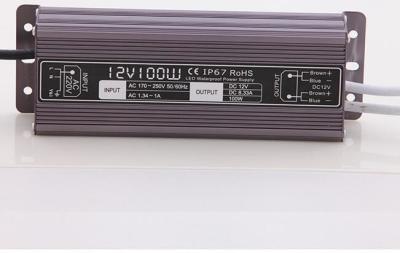 中国 Dc 12v 24vはダイカストで形造るアルミニウム材料が付いている一定した電圧運転者50-60Hzを導きました 販売のため