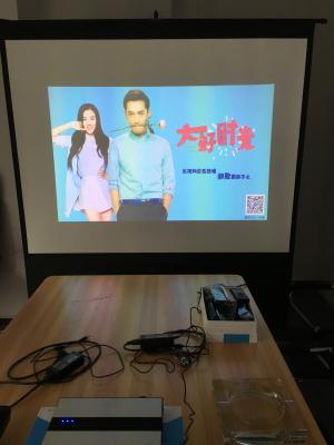 China Front And Rear Manual Projection Screen Fast Fold For Family Cinema for sale