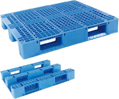 China Eco - Friendly Plastic Pallet 1200*1000mm Transport Pallet Pallets With Steel Pipes for sale