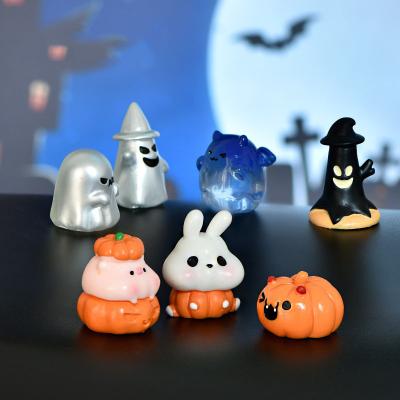 China Europe Halloween Props Ghost Group Pumpkin Miniature Skeleton Resin FigurinesTerrarium Ornament Toy Gift DIY Supplies Decor for sale