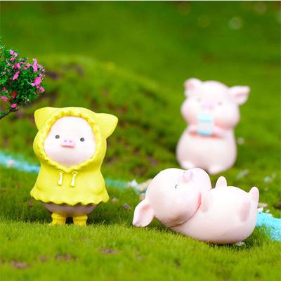 China Europe PVC Little Pig For Fairy Plastic Figurines Decor Craft Miniature Craft Miniature Mystery Box Garden Car Accessories for sale