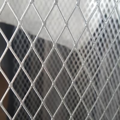 China Corrosion Resistance Professional Manufacturer 0.5mm Thickness 8x 12mm Diamond Metal Hole Expanded Mesh Sheet for sale