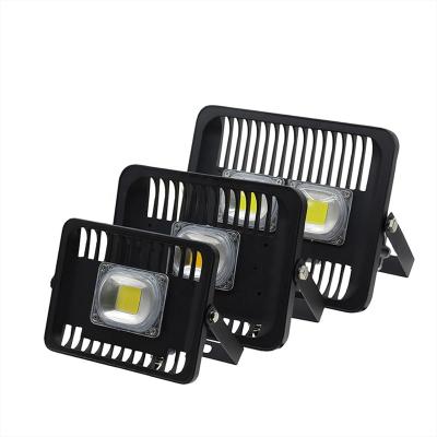 China 220v 50w Outdoor Wall Mounted Led Spotlight 6000K Light Outdoor Waterproof Led Cob 100w Led Spotlight for sale