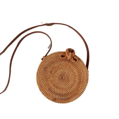 China Hot Selling Round Lady Summer Rattan Shoulder Bags Kids Beach Rattan Bags Women Handbags 2021 for sale