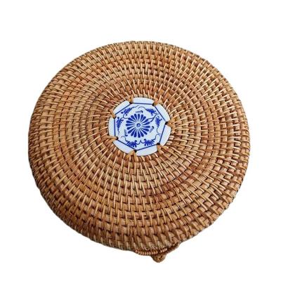 China Viable Natural Rattan Woven Pu'er Three Piece Tea Cakes Pole Flattened Cake Box Porcelain Mooncake Box for sale