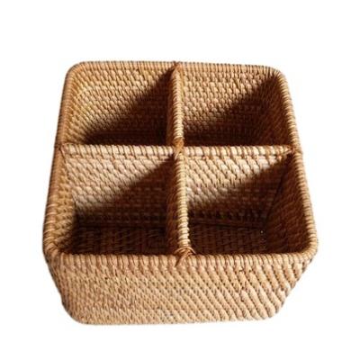 China Viable Remote Control Handmade Rattan Woven Wine Rack Four-Compartment Square Rattan Storage Box Brown Woven Wine Rack for 4 Bottles of Wine for sale