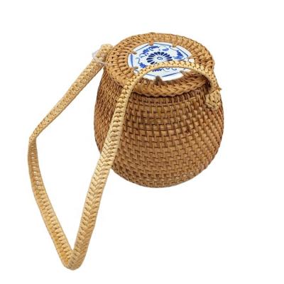 China Small contemporary handmade rattan basket pot with lid hanging decoration environmental protection and durable line for sale