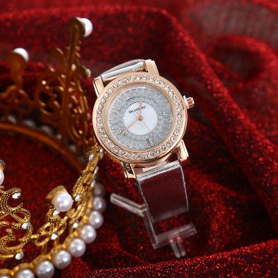 China Women Cheap Wholesale Fashion Ladies Watch Belt Decorative Watch for sale