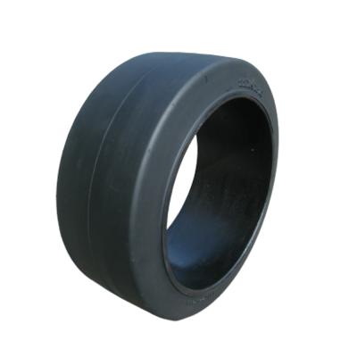 中国 Forklifts WonRay Solid Rubber Press On Strip Cushion Tire 22x9x16 For Wirtgen Milling Machine 販売のため