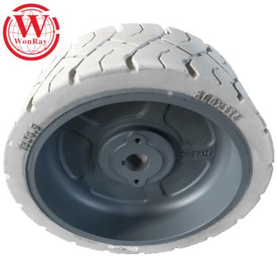 中国 Aerial Lift Equipment 15 Inch Small Rubber Tires 15x5 Inch Scissor Geniuses Solid Part Number 105454 Elevator Tires 販売のため