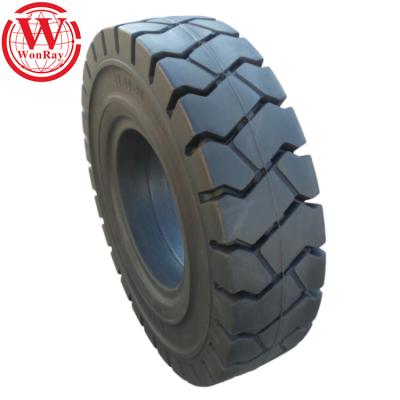 中国 MCC/CASE/Carrie/Liugong/Mister/cat/Deere good quality truck trailer tires low price 10.00R20 11.00R20 12.00R20 tire for sale 販売のため