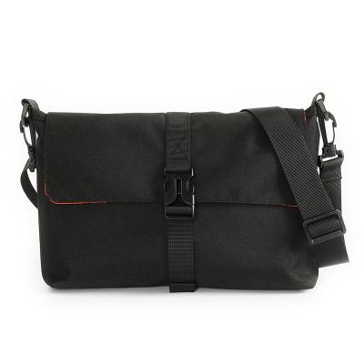 China New Design Waterproof Men Shoulder Bag Body Bilateral Cross Messenger Bag For School for sale