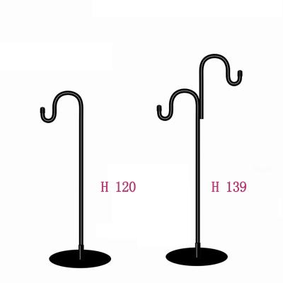 China Large Liveable Hook Sheep Plug-in Double Hook Handwork Shepherd and Lantern Solar Garden Hardware Hooks for sale